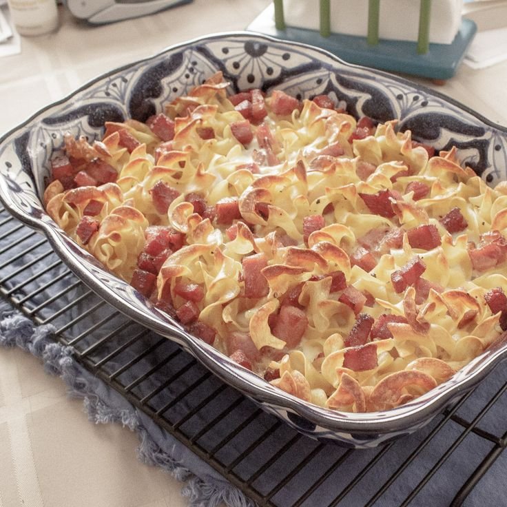 Hungarian Noodle Casserole (Czech Šunkafleky) Recipe & History 05a302cbbdb5edd312d25382c571e208