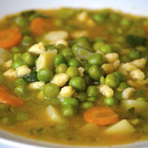 Hungarian Green Pea Soup Recipe (Zöldborsóleves) 549738e0f6b7655f06f6b90a72739f62